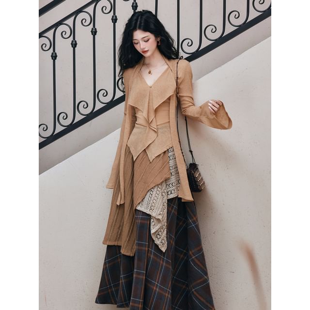 Long-Sleeve V-Neck Ruffle Plain Top / High Waist Plaid Maxi A-Line Skirt / Set
