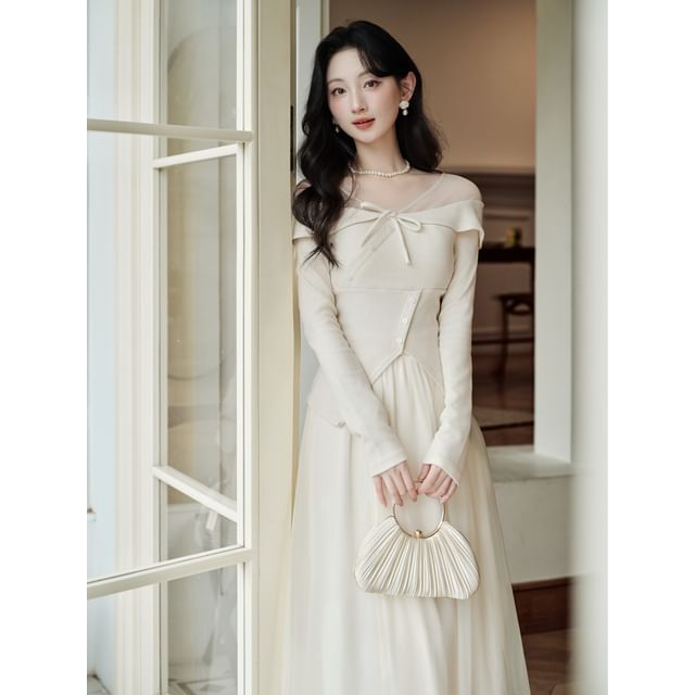 Long-Sleeve Plain Knit Top / High Rise Maxi A-Line Skirt / Set