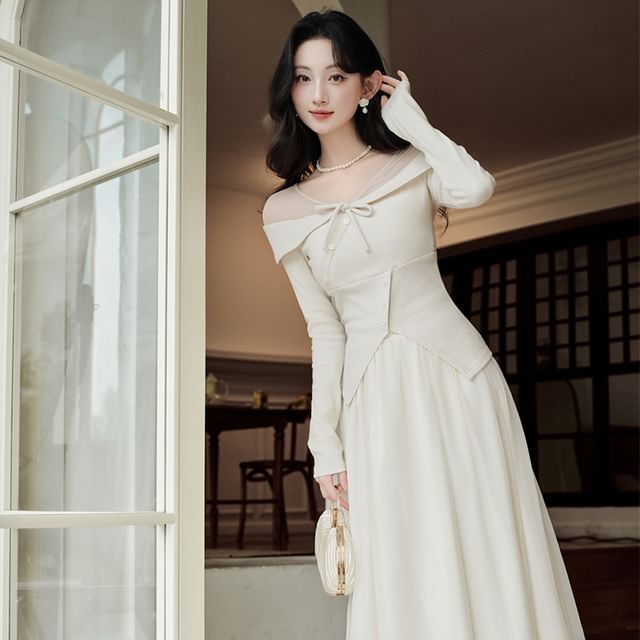 Long-Sleeve Plain Knit Top / High Rise Maxi A-Line Skirt / Set