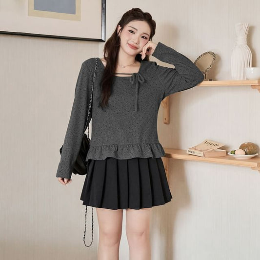 Long-Sleeve Scoop Neck Dotted Ruffle Hem Tie Front Tee