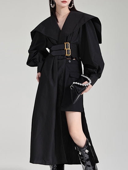 Robe longue noire plissée asymétrique à revers et ceinture moderne 
