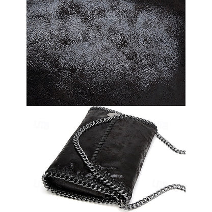 Kunstledertasche mit Kette in Rot mit Überwendlingsstich-Schulterdetails
