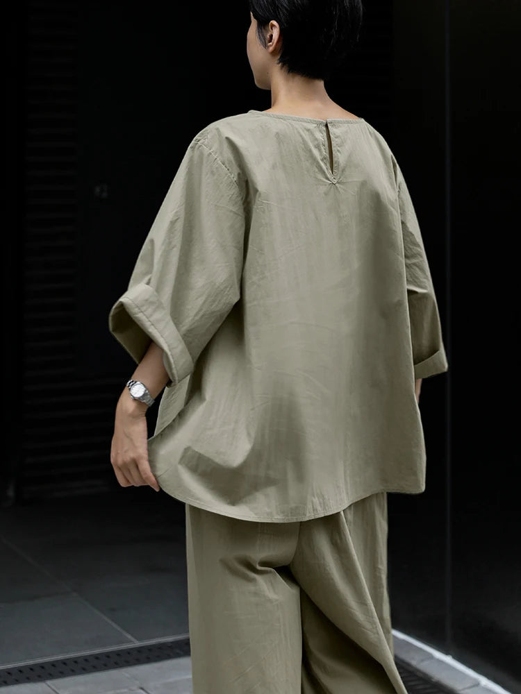 Lässiges Baumwolltop mit Kordelzugärmeln in Khaki, halb asymmetrisch 
