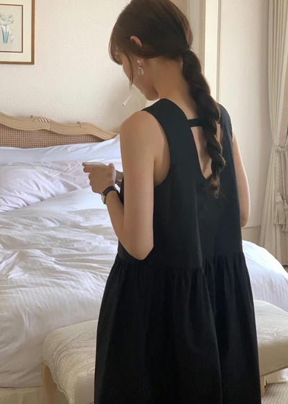 Weißes rückenfreies Kleid ärmellos Edle Urlaubsbaumwolle