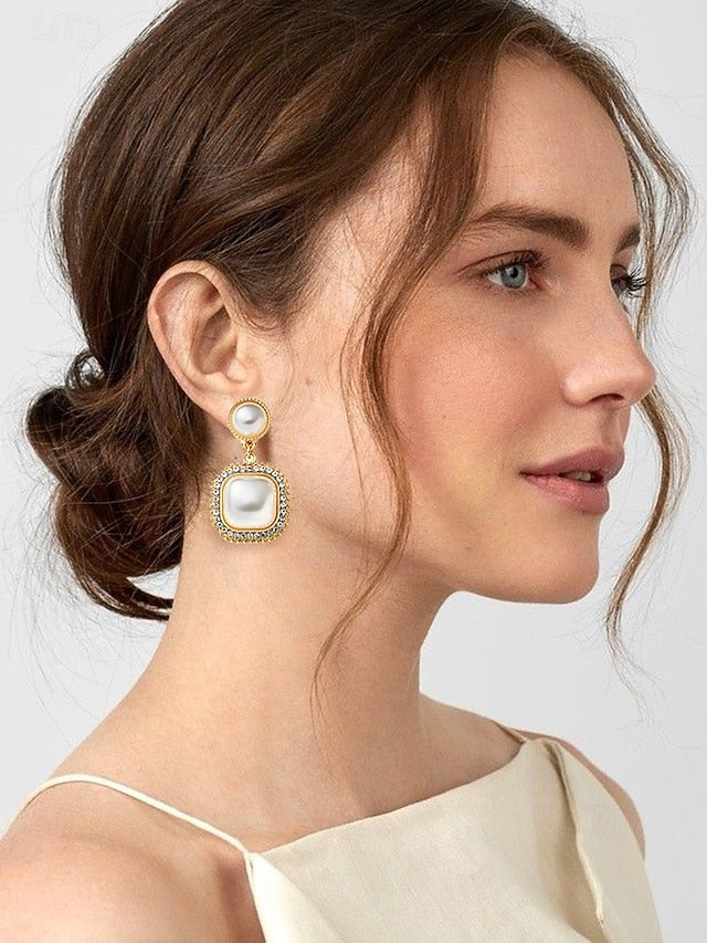 Earrings Pearl Elegant Rhinestone with Gold-Plated – Detailing