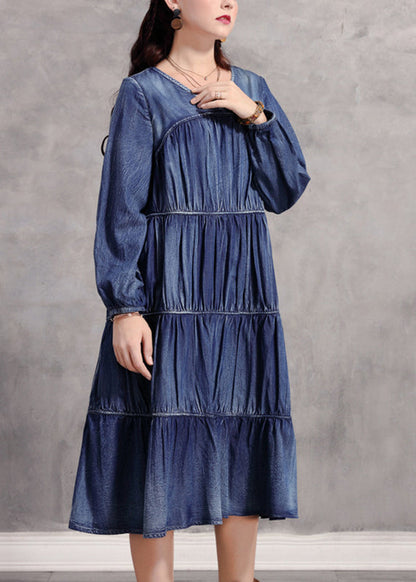 Robe longue décontractée en denim bleu à col en V froissé et à manches longues NN018 