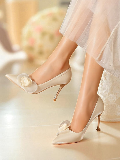 Elegant Ivory Wedding Women's - Pointed Floral Heels Satin
