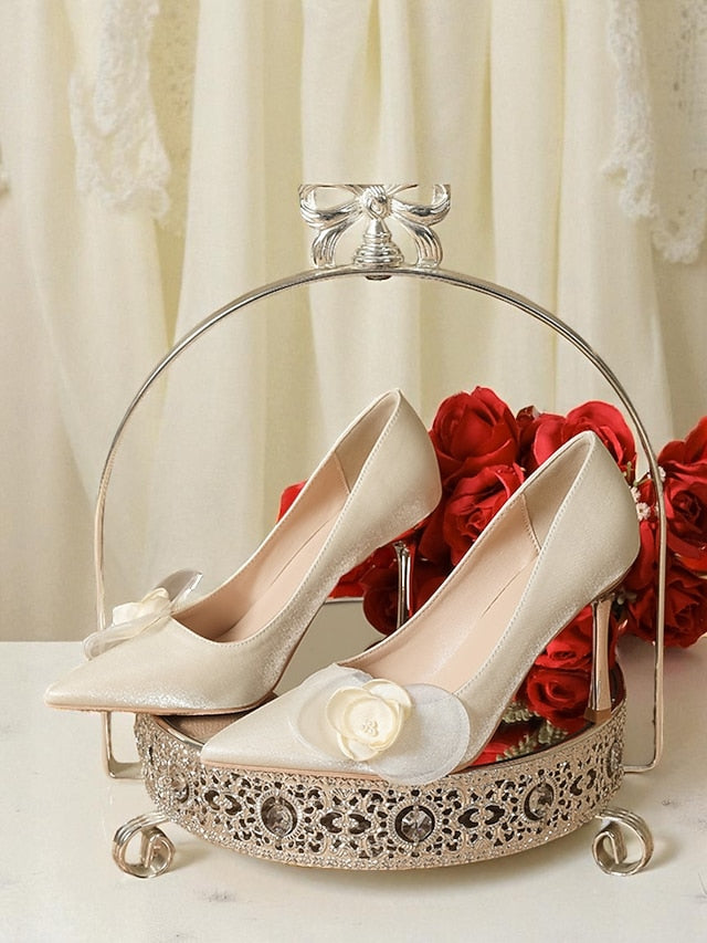 Elegant Ivory Wedding Women's - Pointed Floral Heels Satin