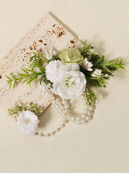 Pearls Set Elegant White Jewelry and Floral – Wrist Hand with