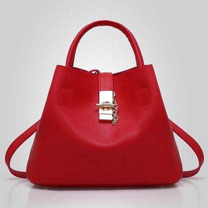 Chaîne pour femme en or rouge avec cadenas en cuir et similicuir