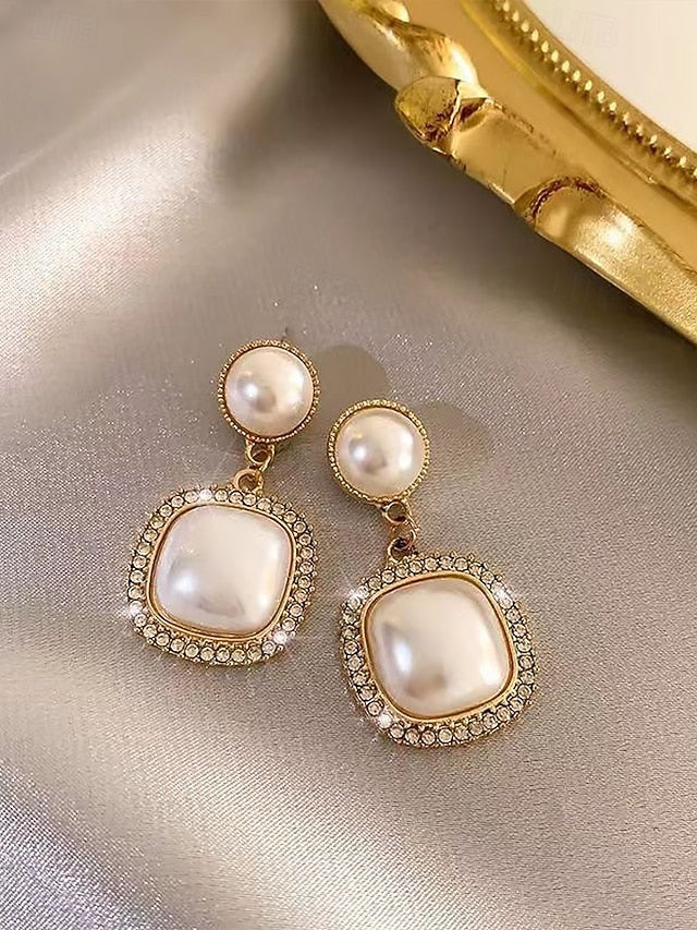 Earrings Pearl Elegant Rhinestone with Gold-Plated – Detailing
