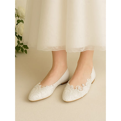 White Flats – Vintage Women's Lace Embroidered Ballet