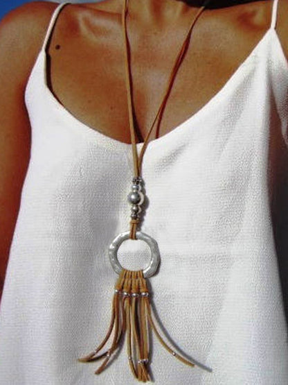 Collier long en cuir et corde ethnique polyvalent pour la plage QAR90