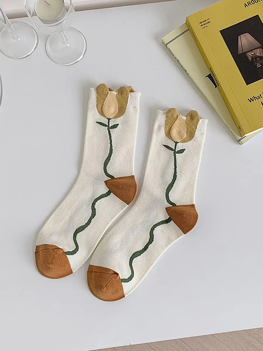 5 Pairs Women Vintage Flower Jacquard Socks Ada Fashion