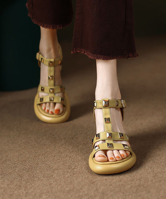 Casual Yellow Rivet Sandals Buckle Strap Chunky Sandals LY4398
