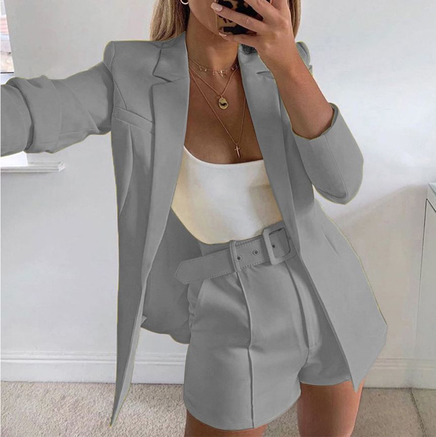 Set: Schlichter Blazer mit offener Vorderseite + Shorts mit hoher Taille + Gürtel YR4056