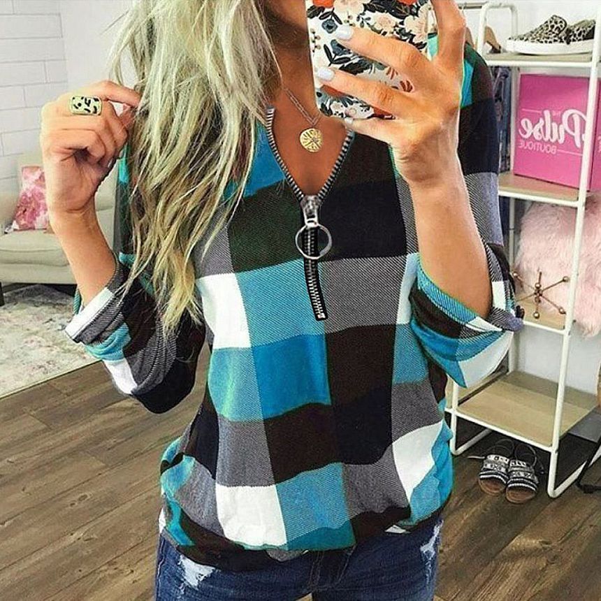 Long-Sleeve Plaid Half-Zip Tee CA29