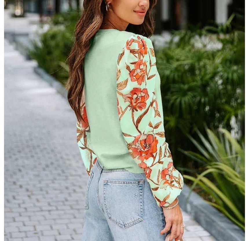 Long-Sleeve Floral Panel Knit Top CA26