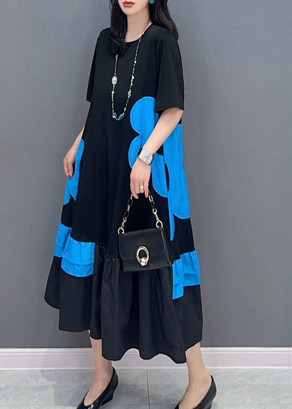 Robe longue de vacances à imprimé patchwork noir et bleu à col rond