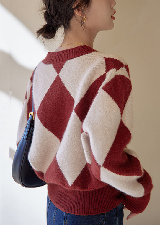 Rot karierte Patchwork-Strickpullover mit Knöpfen