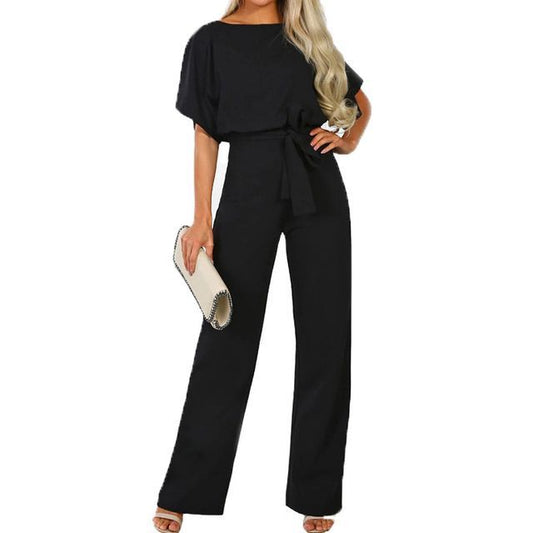 Kurzärmliger Jumpsuit mit Bindegürtel vb37